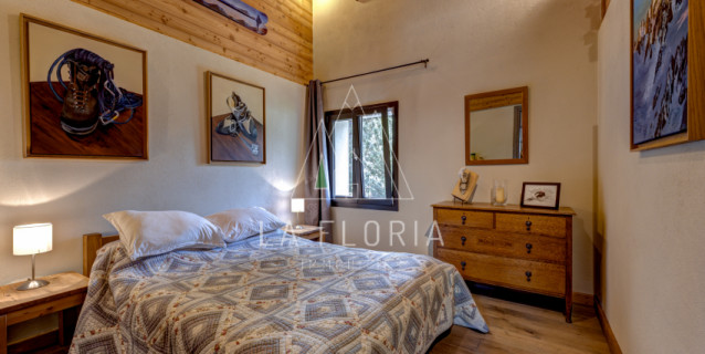 SOUS COMPROMIS DE VENTE / CHALET FALCON - CHAMONIX MONT BLANC