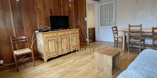 UNDER OFFER / 2 BEDROOM APARTMENT VALAMONT, CHAMONIX