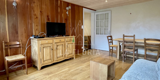 UNDER OFFER / 2 BEDROOM APARTMENT VALAMONT, CHAMONIX